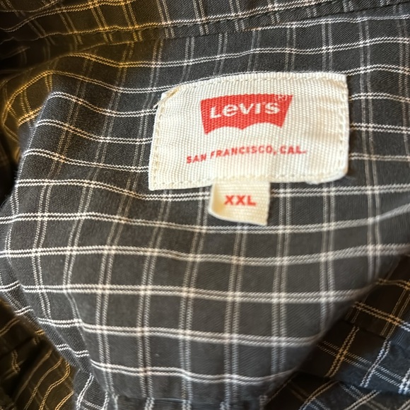 VTG Men’s Levi’s Plaid Collared Short Sleeve Button Down Pocketed Shirt , XXL - Picture 4 of 6